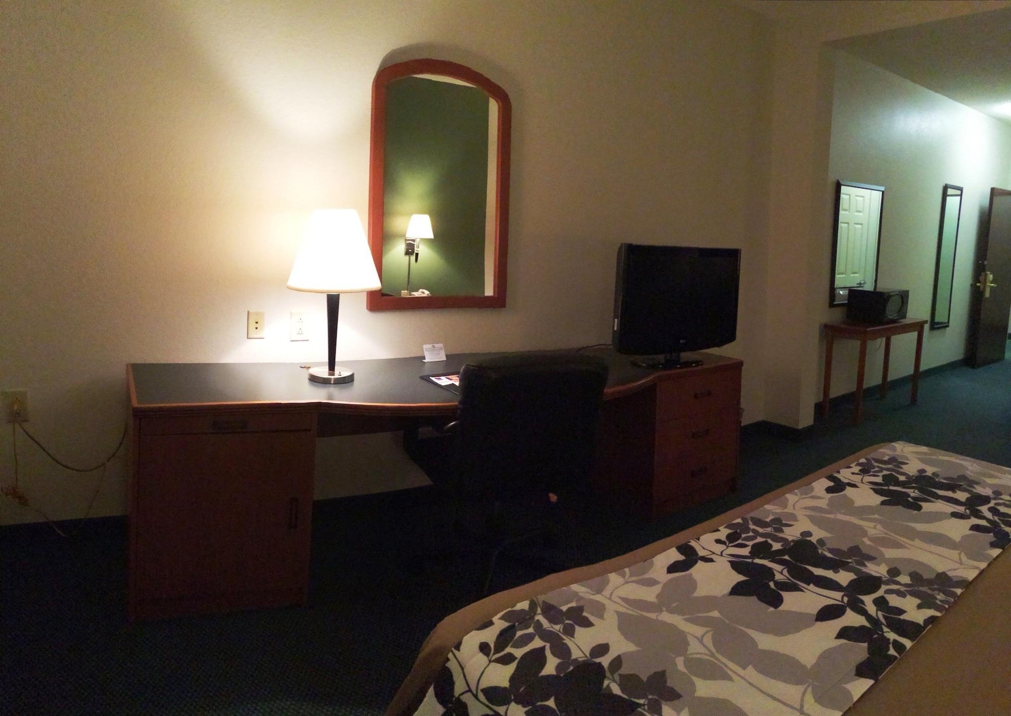 Sleep Inn & Suites Danville Hwy 58 Экстерьер фото