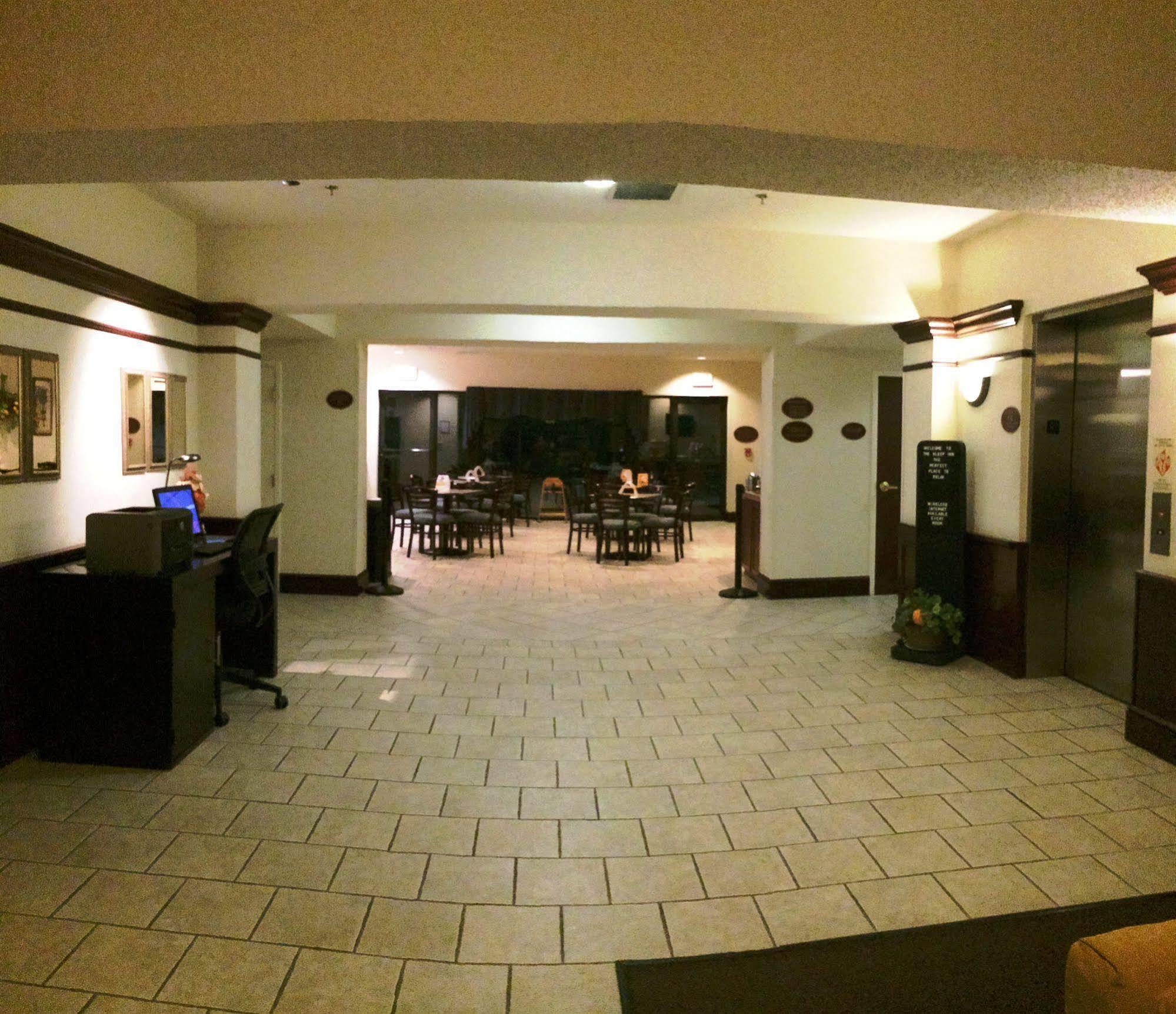 Sleep Inn & Suites Danville Hwy 58 Экстерьер фото
